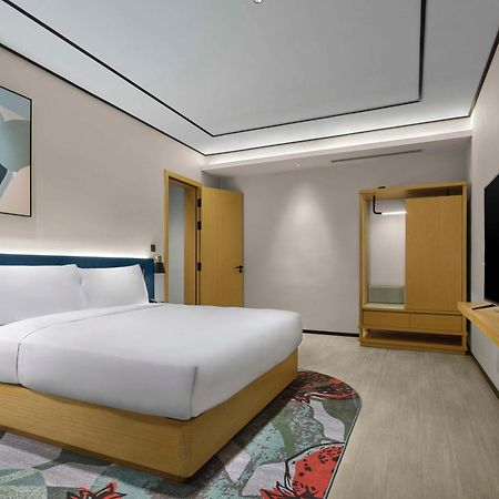 Hilton Garden Inn Tianjin Huayuan Exterior photo