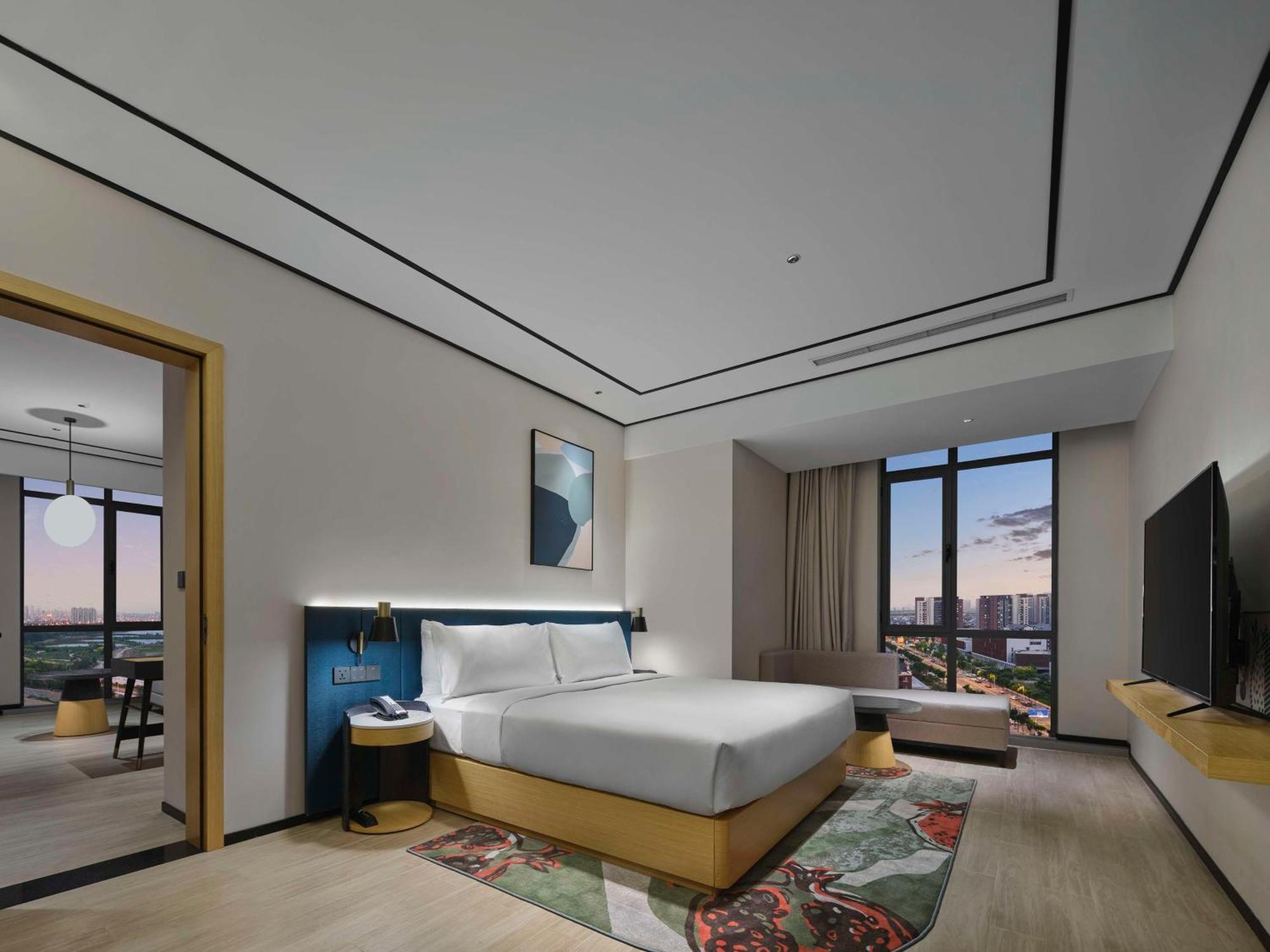 Hilton Garden Inn Tianjin Huayuan Exterior photo
