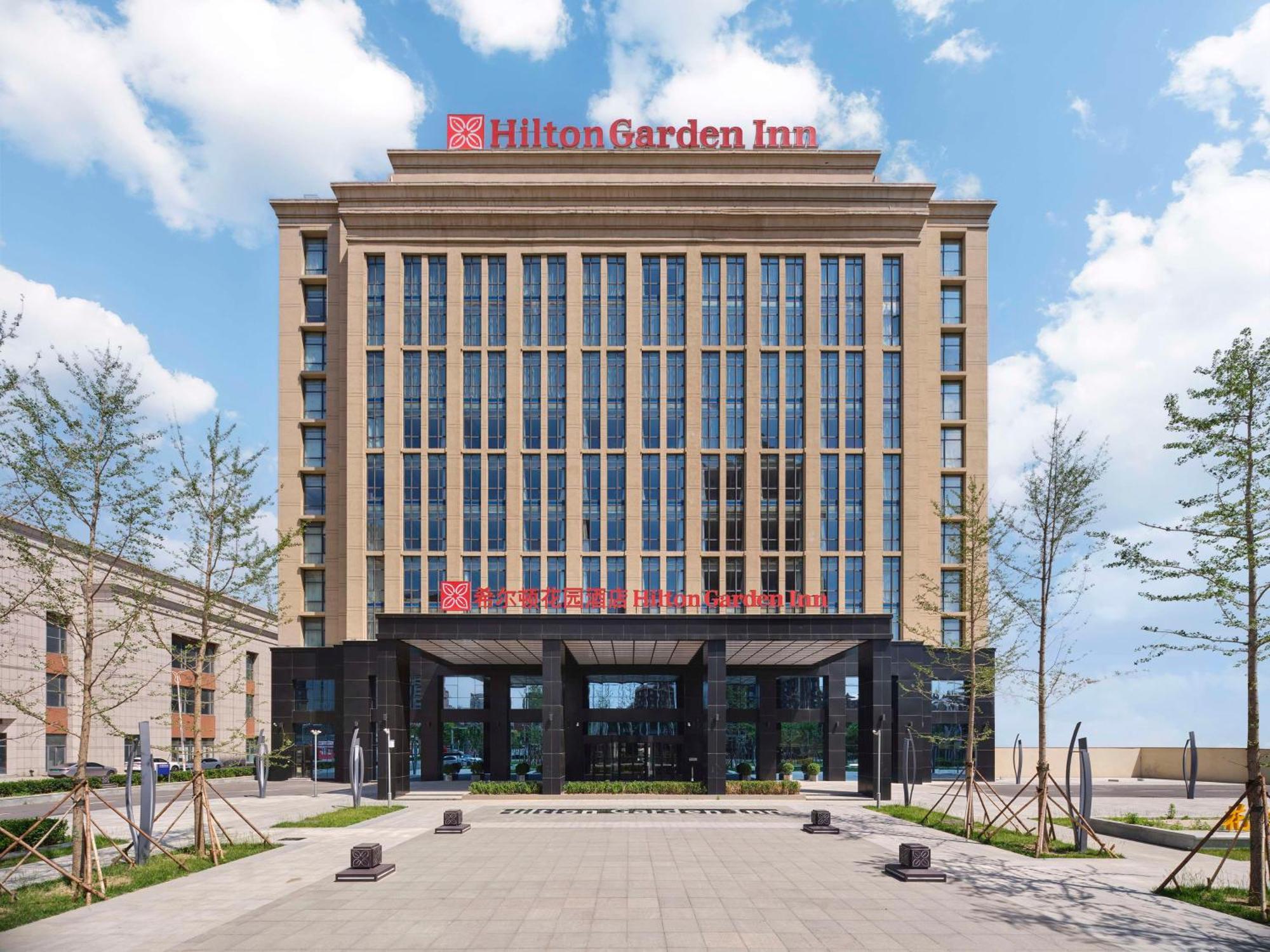 Hilton Garden Inn Tianjin Huayuan Exterior photo