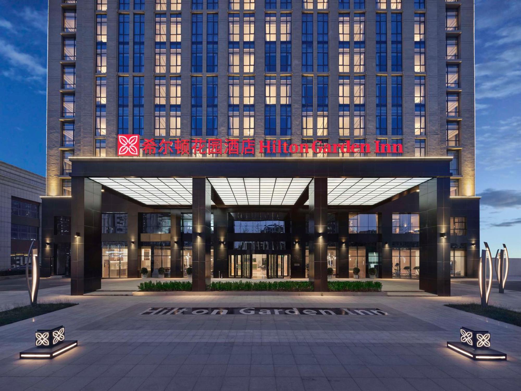 Hilton Garden Inn Tianjin Huayuan Exterior photo
